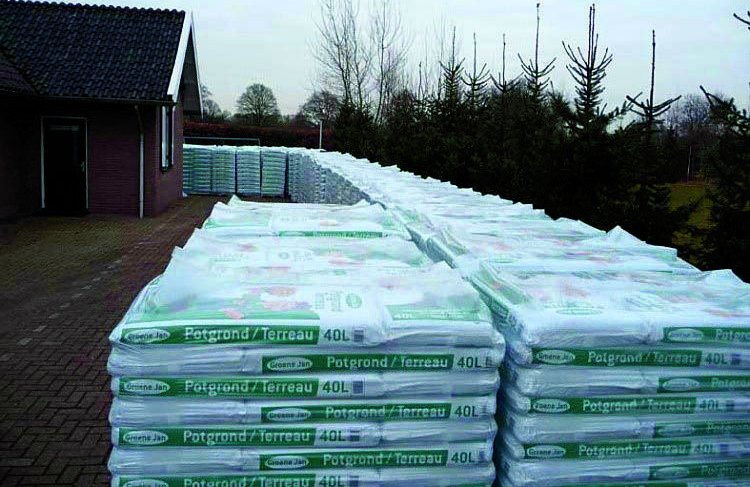 pallets potgrond.jpg