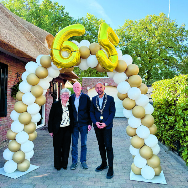 Hovestad 65 jr getrouwd.jpg