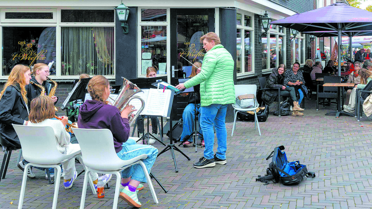 B M 27-9-2025-56.jpg