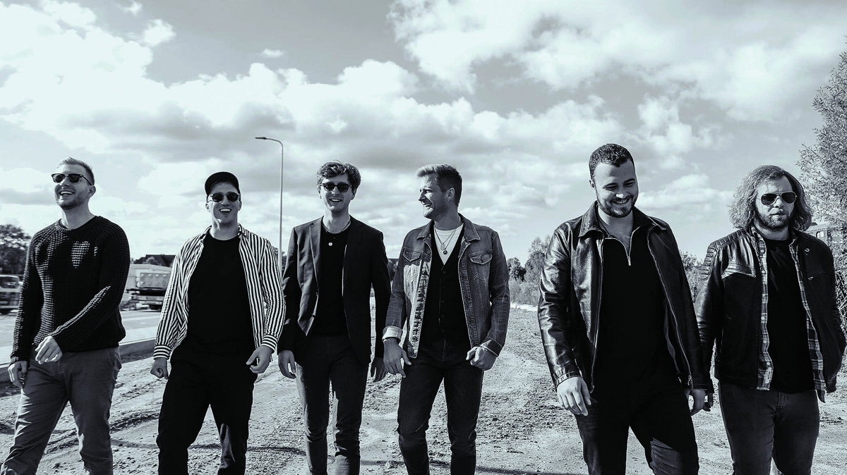 Bee Gees By MainCourse - groepsfoto Sofia Ramirez.jpg